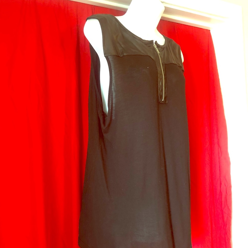 New York and company sleeveless top #33